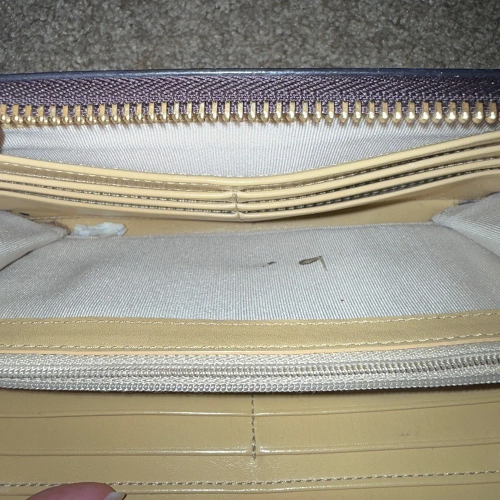Kate Spade Chocolate Leather Accessory - Picture 7 of 7